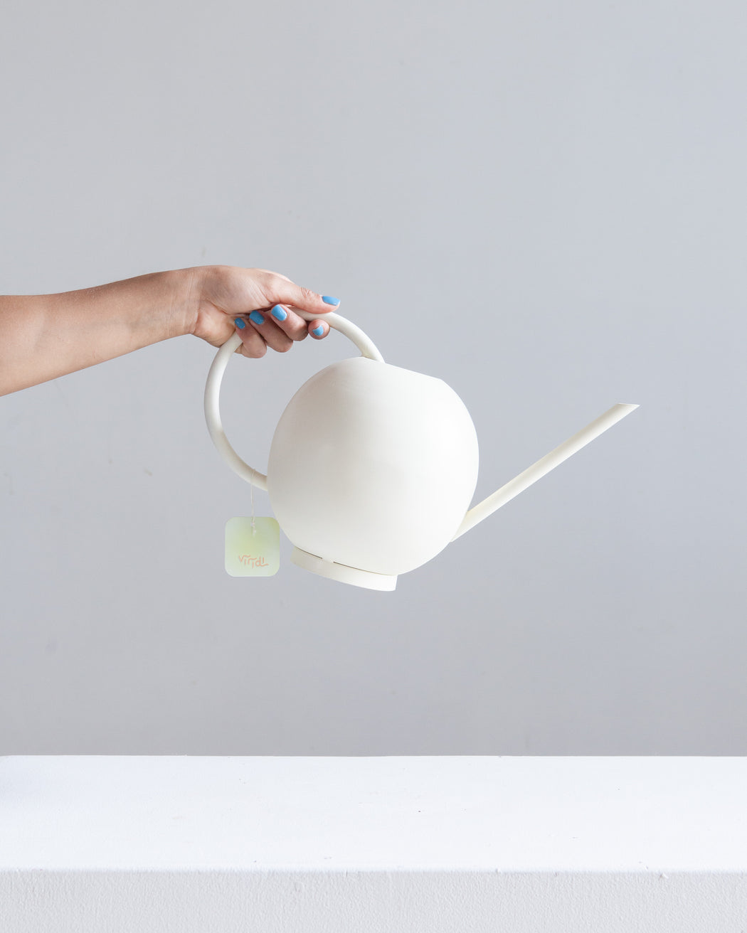 VIRIDI WATERING CAN - Cannoli Cream