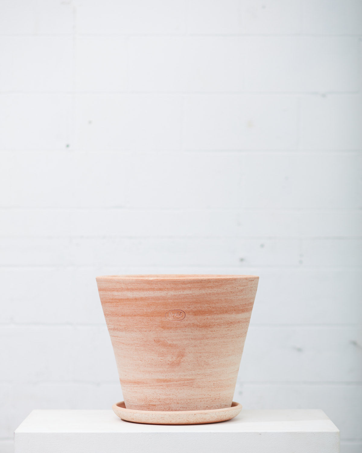 15 Inch BERGS POTTER 'JULIE' ANTIQUE ROSA