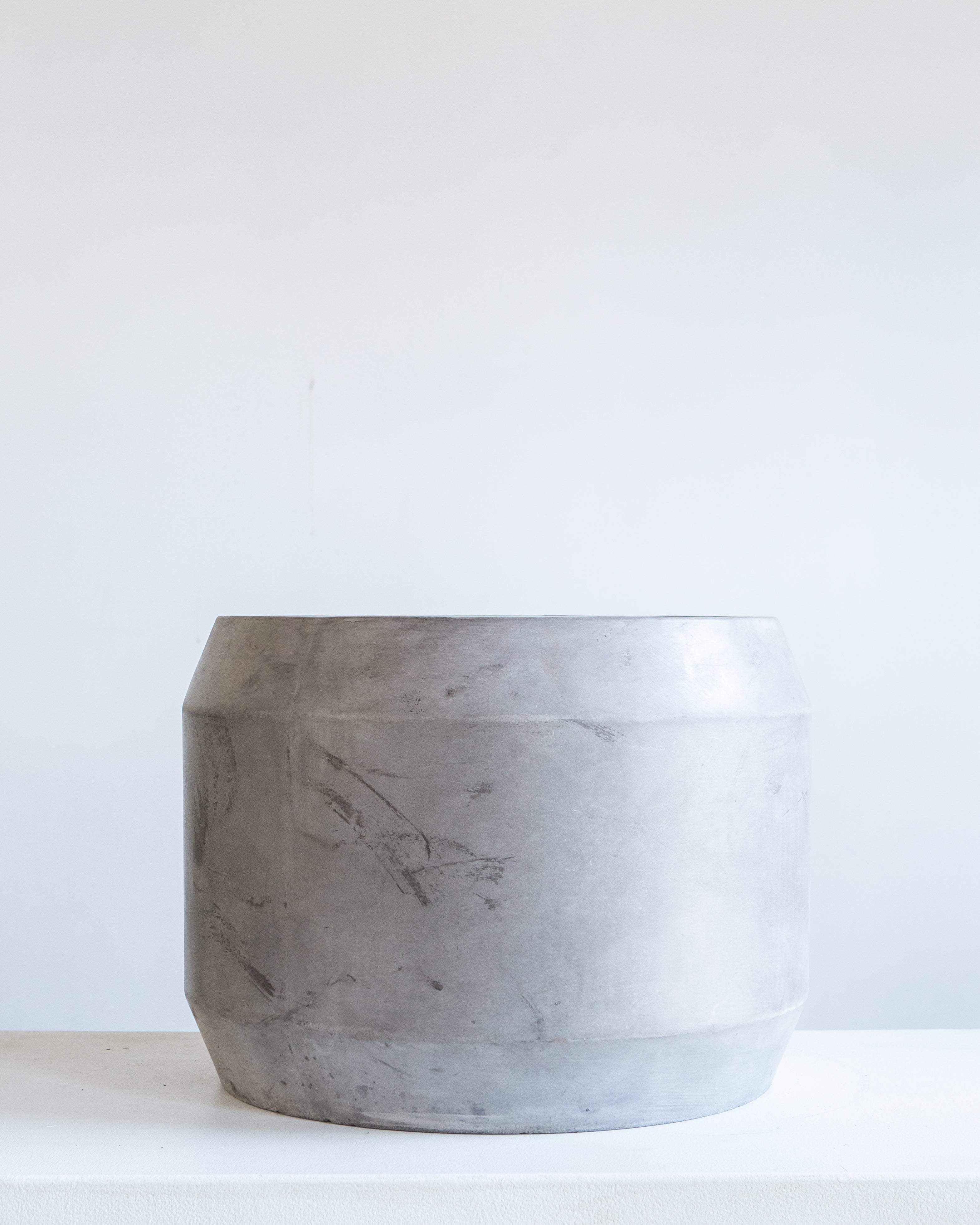 Caldwell Short Concrete Planter with Drainage | 14 inch Diameter