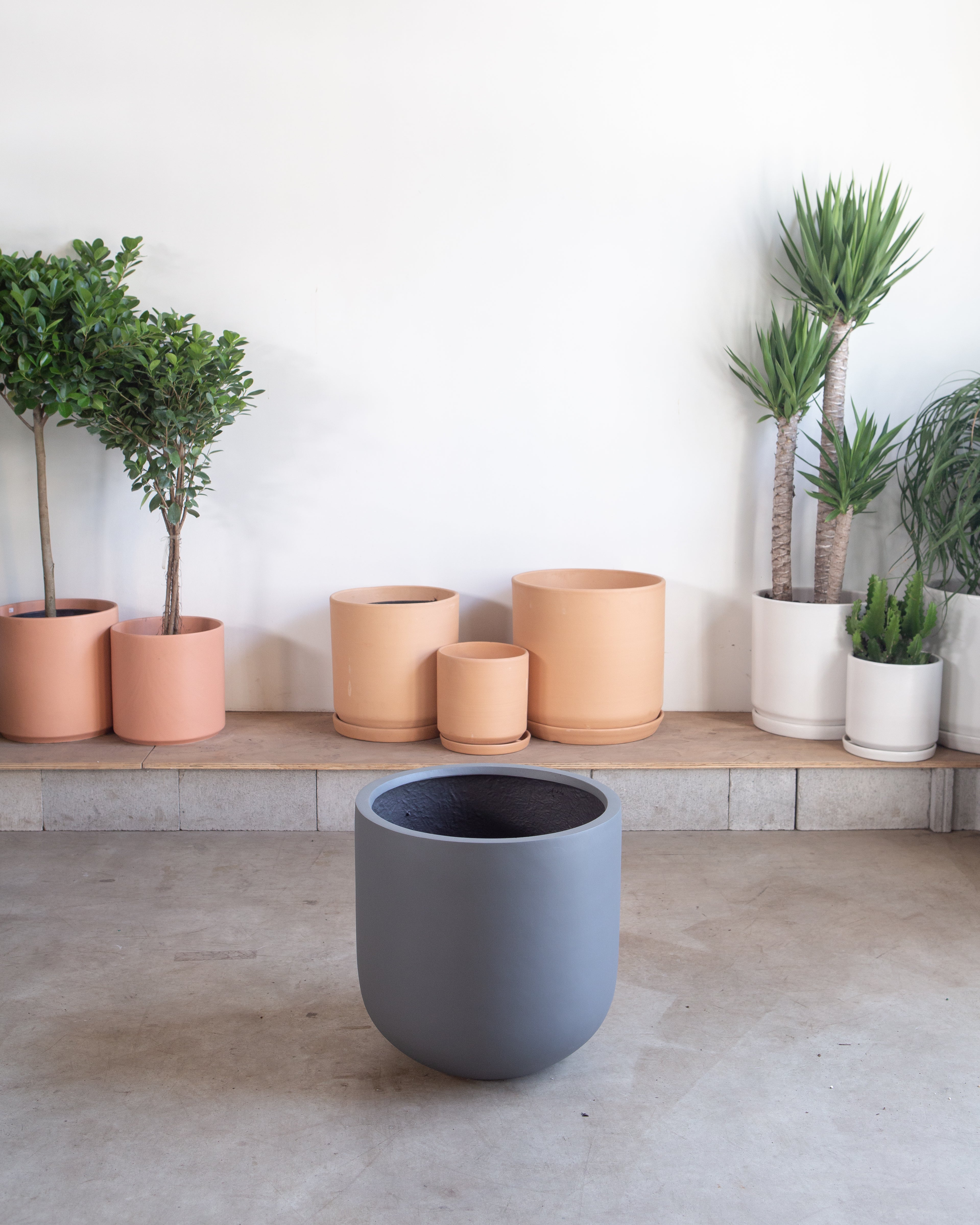 COMMON HOUSE - GULL GREY PLANTER - Large 19 Inch