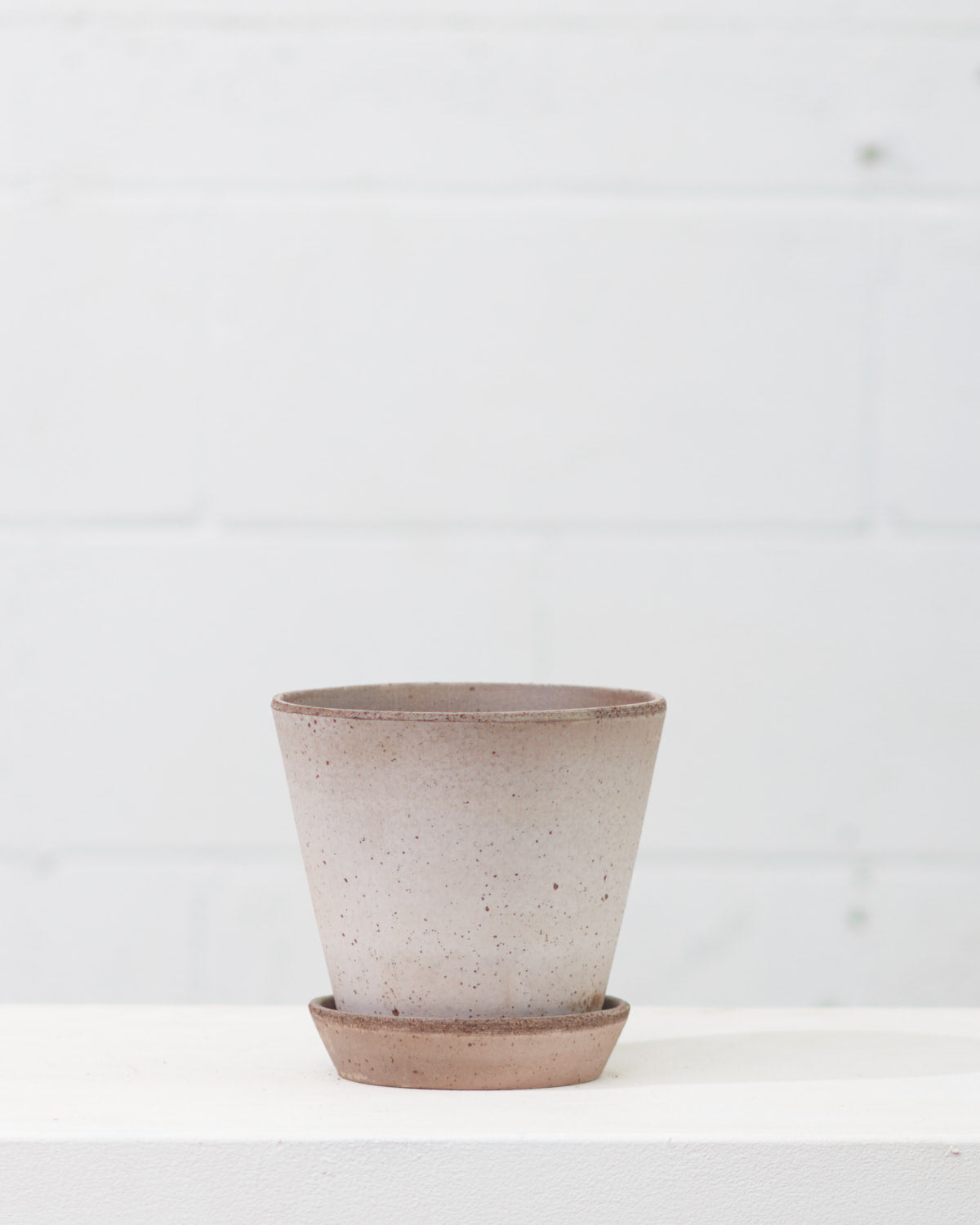 6.7 Inch BERGS POTTER 'JULIE' GREY