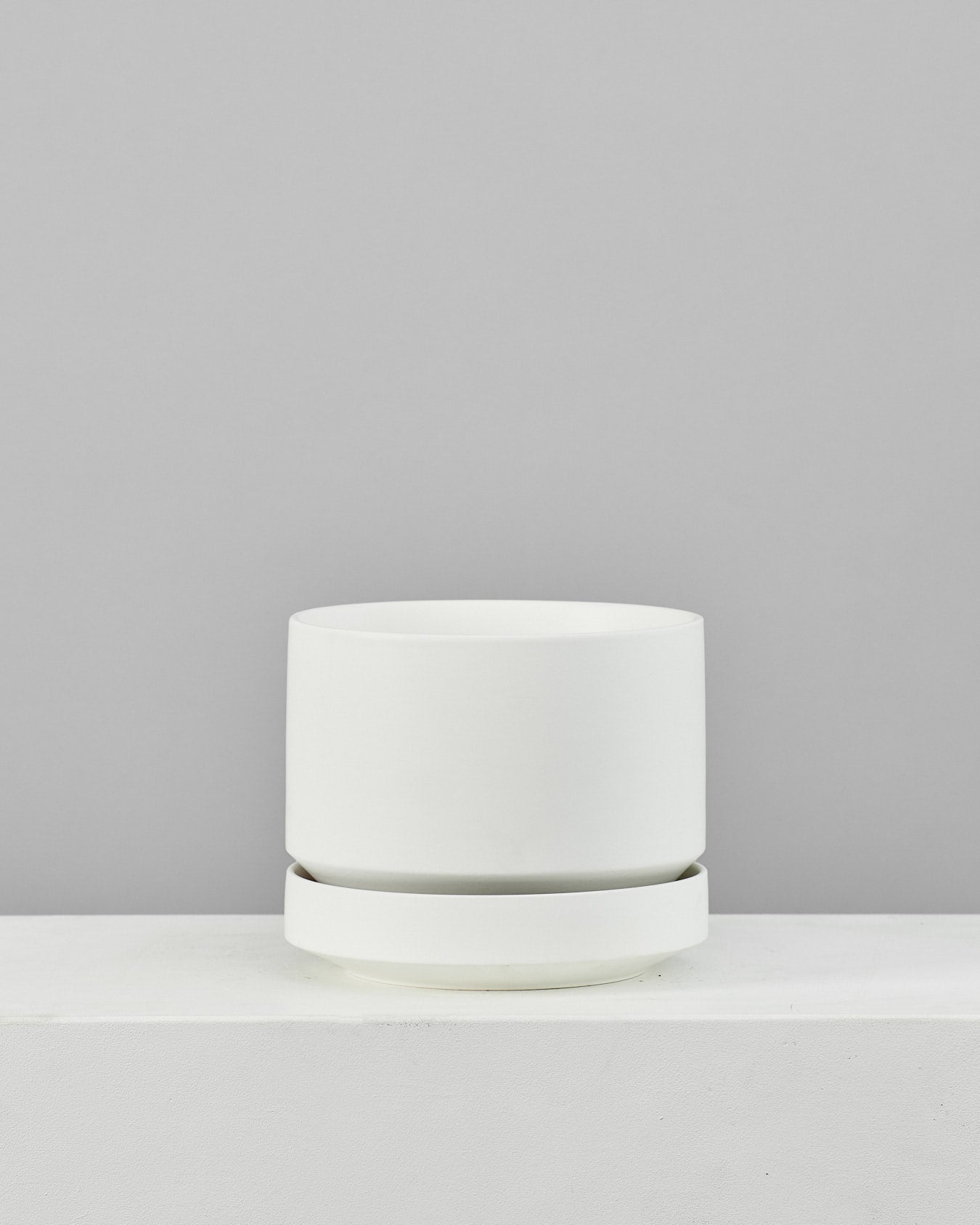Round Two Ceramic Planter with Drainage and Tray | 10 inch Diameter