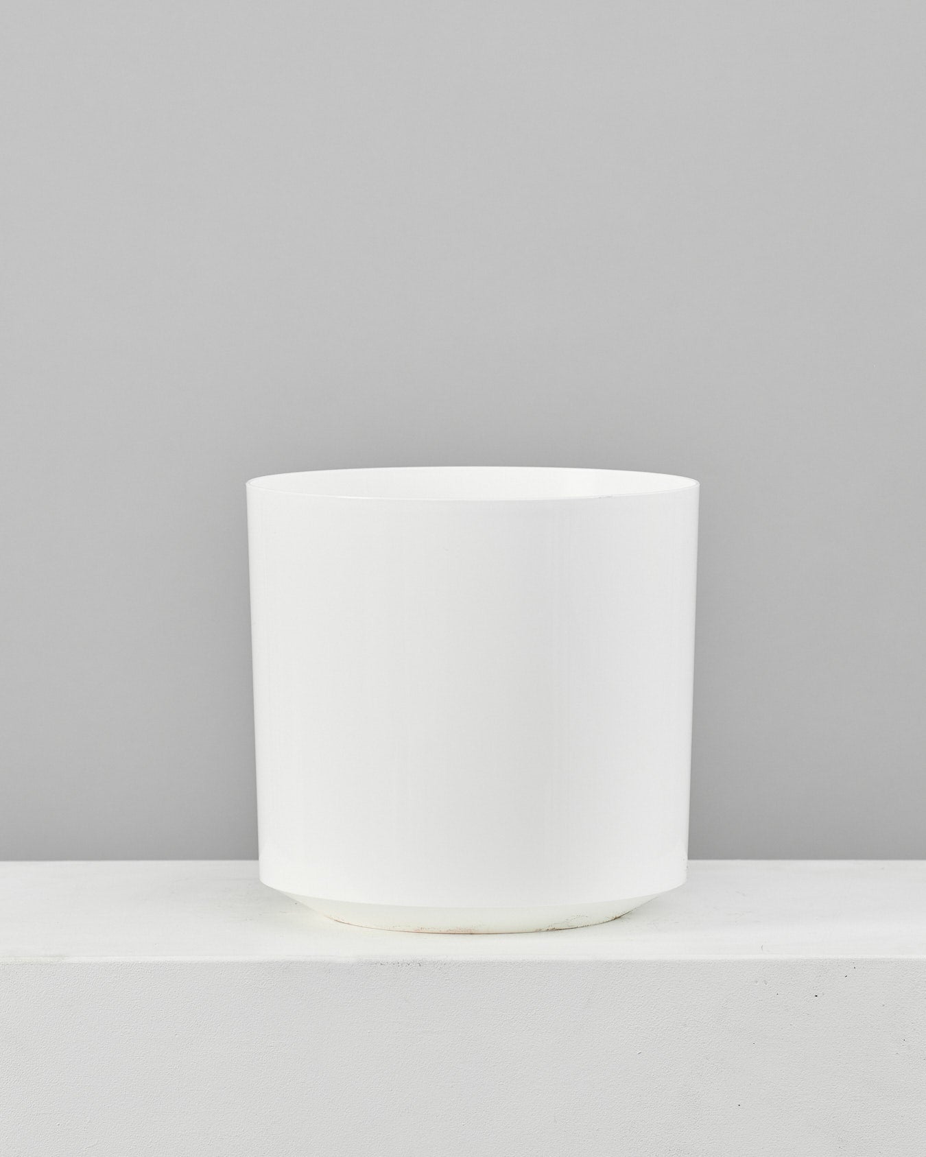 Atlas Plastic Planter in 12 inch | 10 inch Nursery Pot
