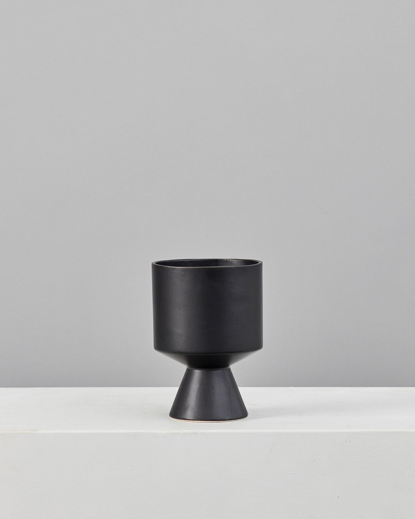 De Vil Planter | 6 inch Nursery Pot