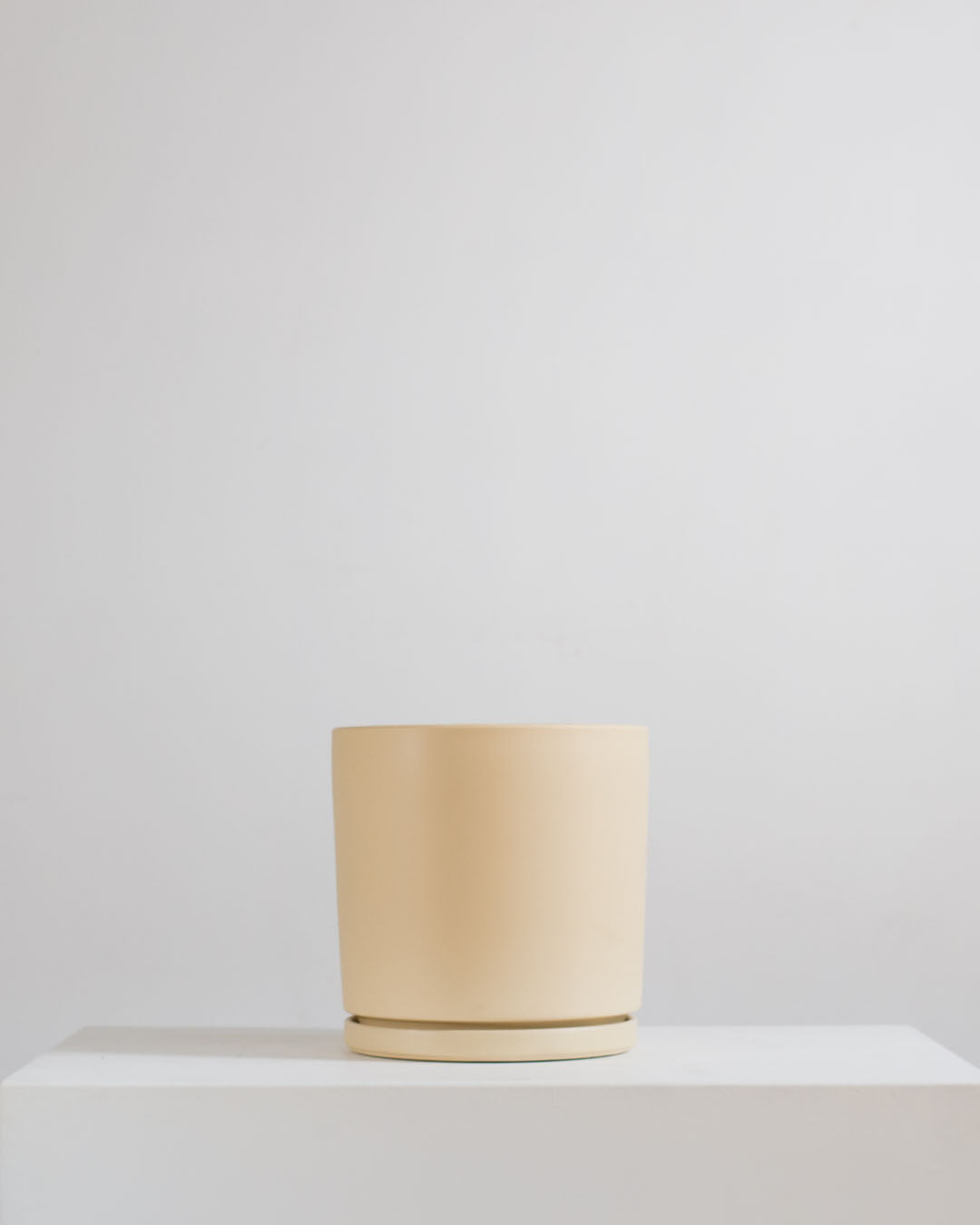 Medium 10 Inch MOMMA POTS CYLINDER - ALMOND