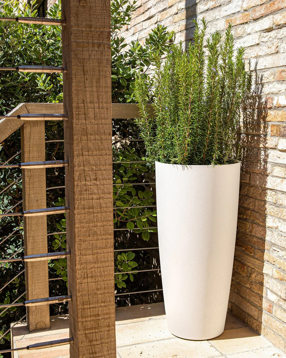 Mason Selena Planter | 28 inch