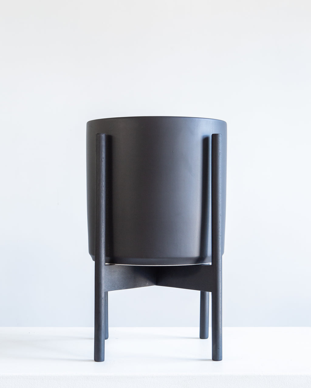 10 Inch REVIVAL CERAMICS BLACK CYLINDER WITH BLACK STAND - Medium