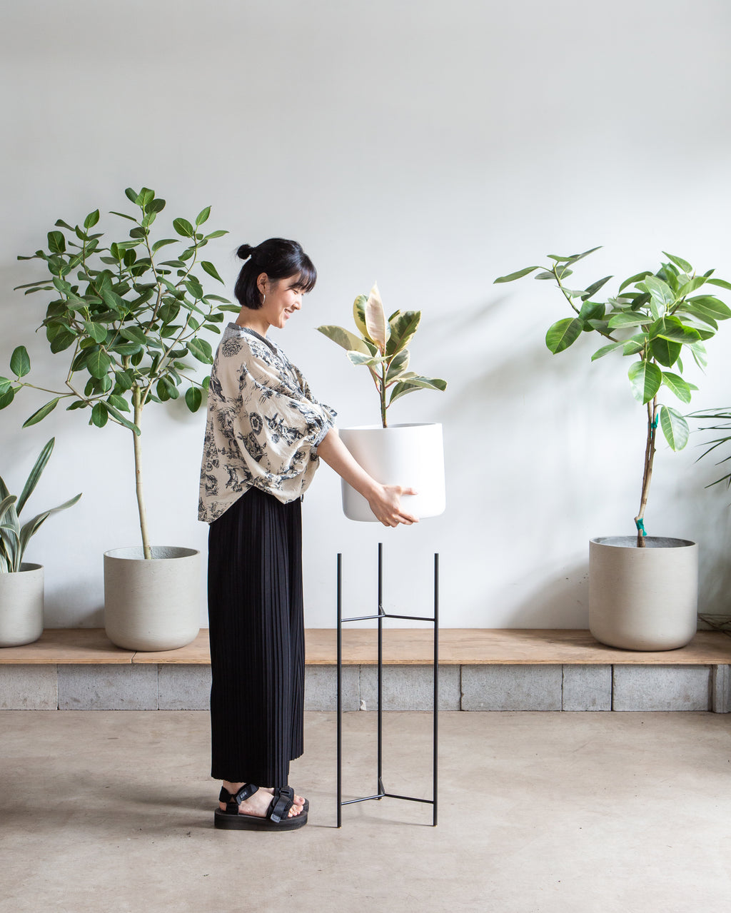 CYLINDRICO - WHITE PLANTER - Medium 11.8 Inch