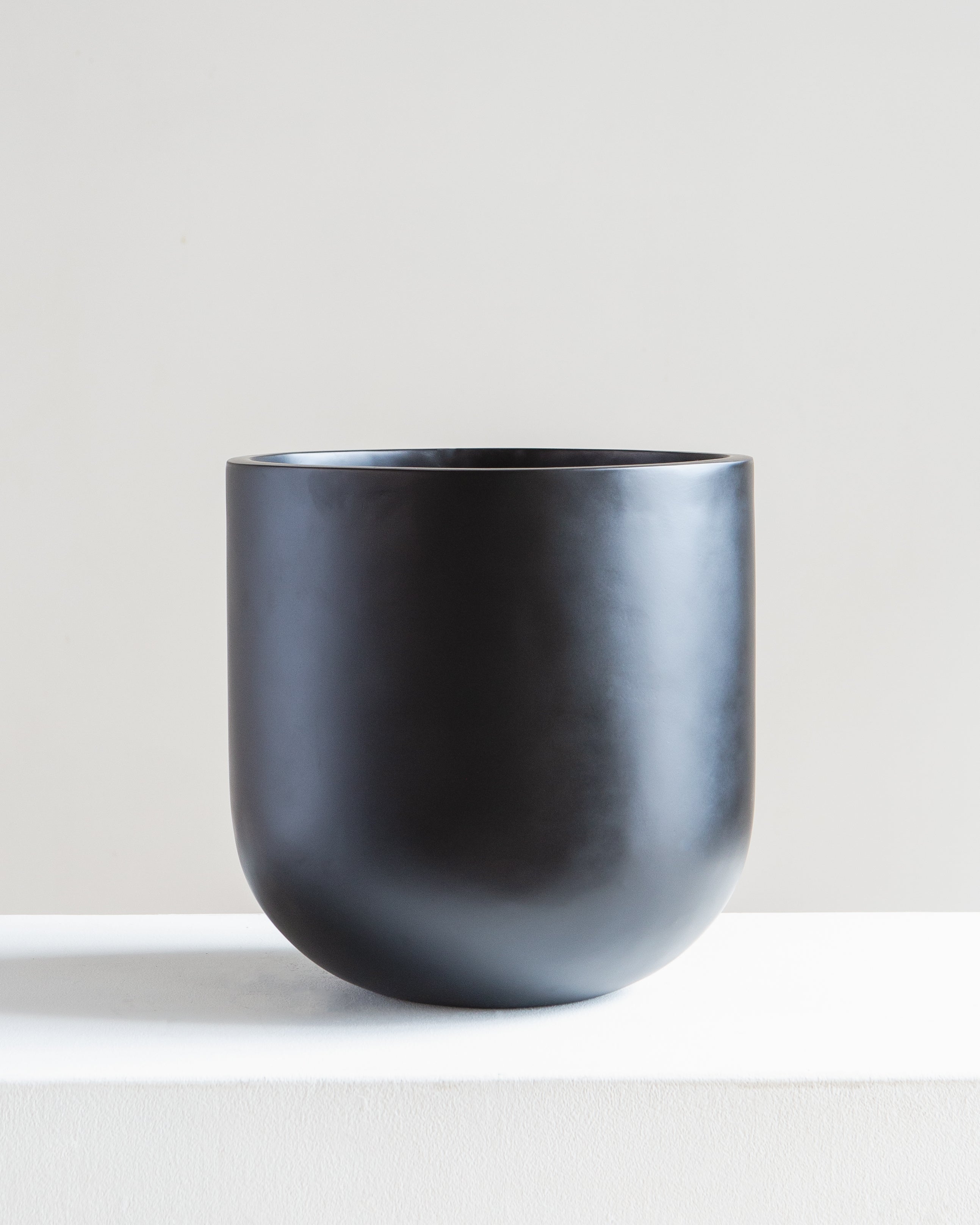 ROTUNDA - BLACK, Medium 11.8 x 11.8 x 11.8 in