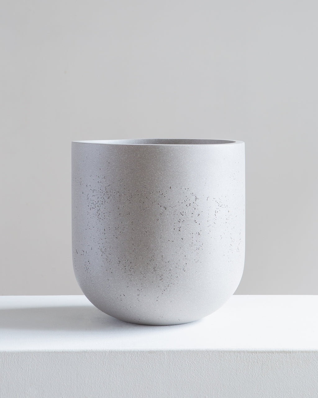 ROTUNDA - SANDSTONE, Medium 11.8 x 11.8 x 11.8 in