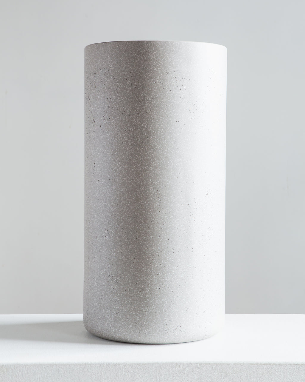 Cylindrico Tall Planter | 8-10 inch Nursery Pot