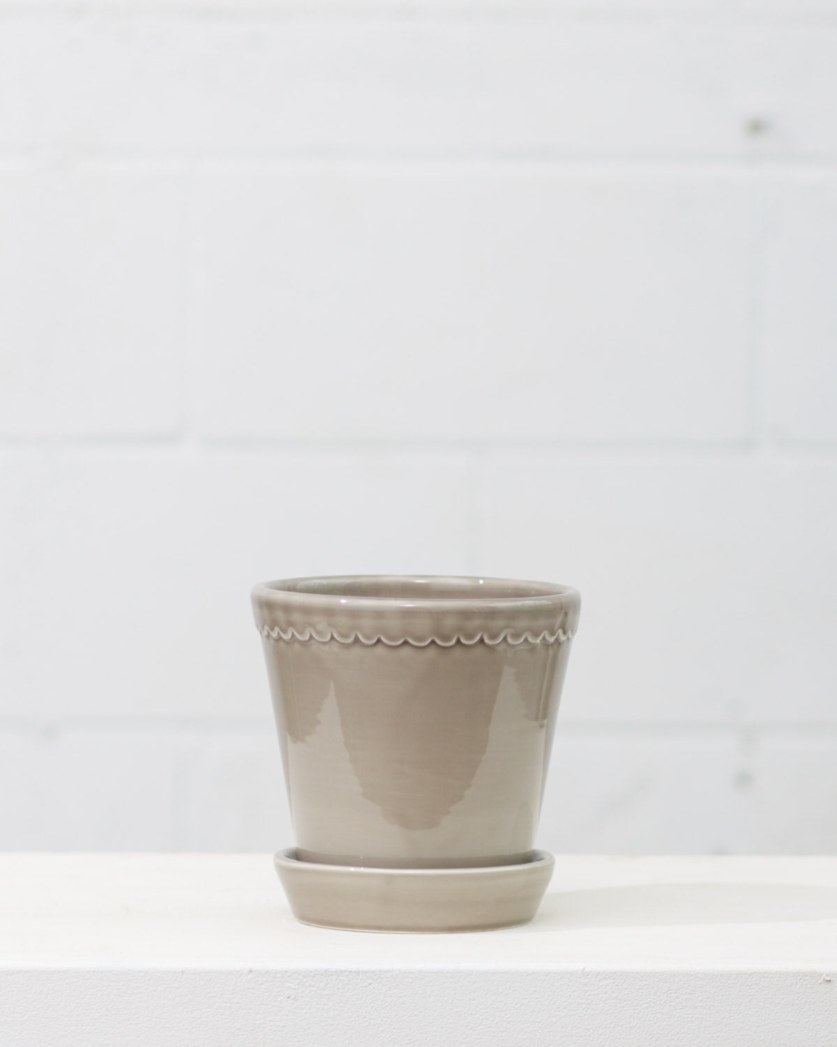 6.3 Inch BERGS POTTER 'HELENA' PEARL GREY