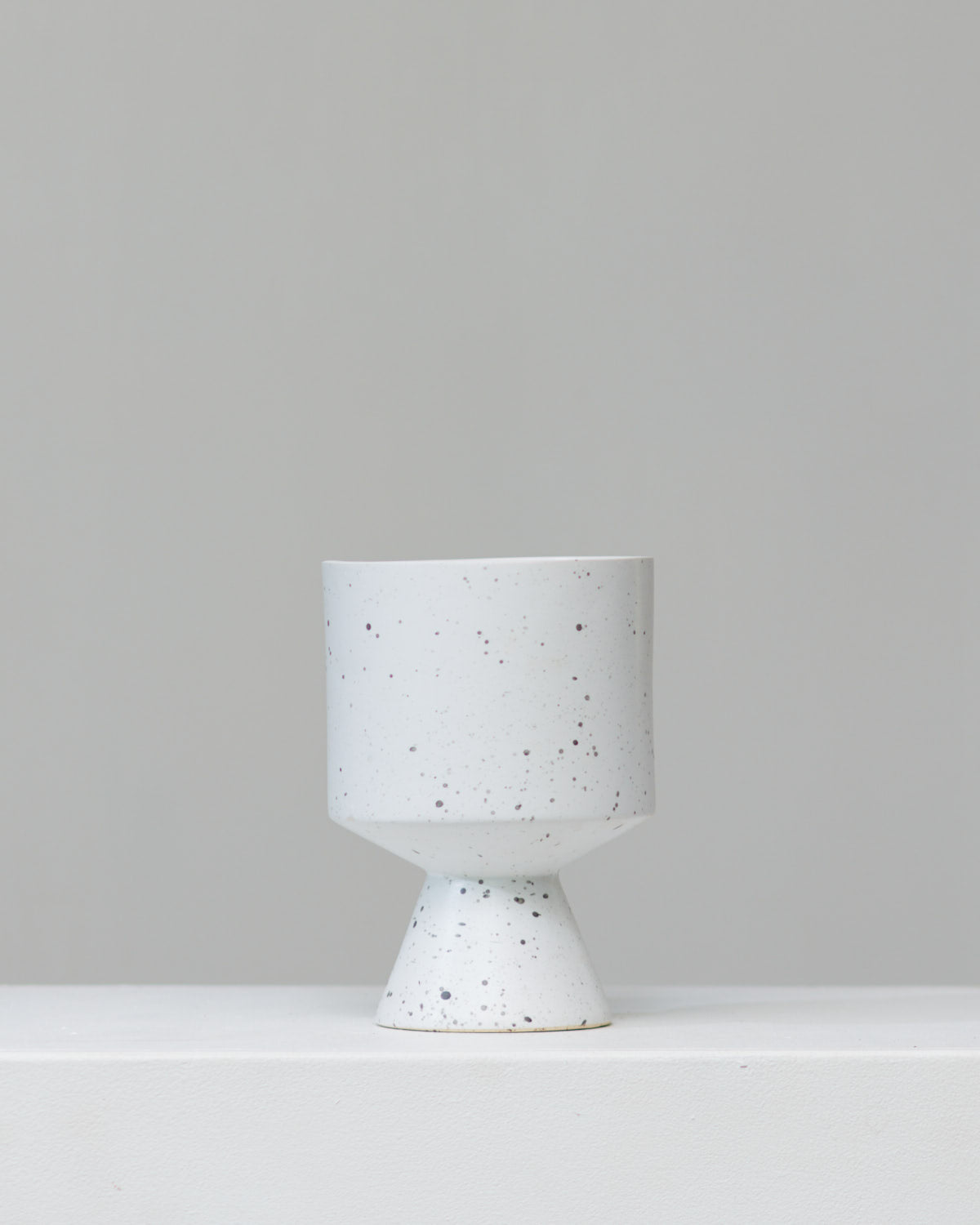 De Vil Planter | 6 inch Nursery Pot