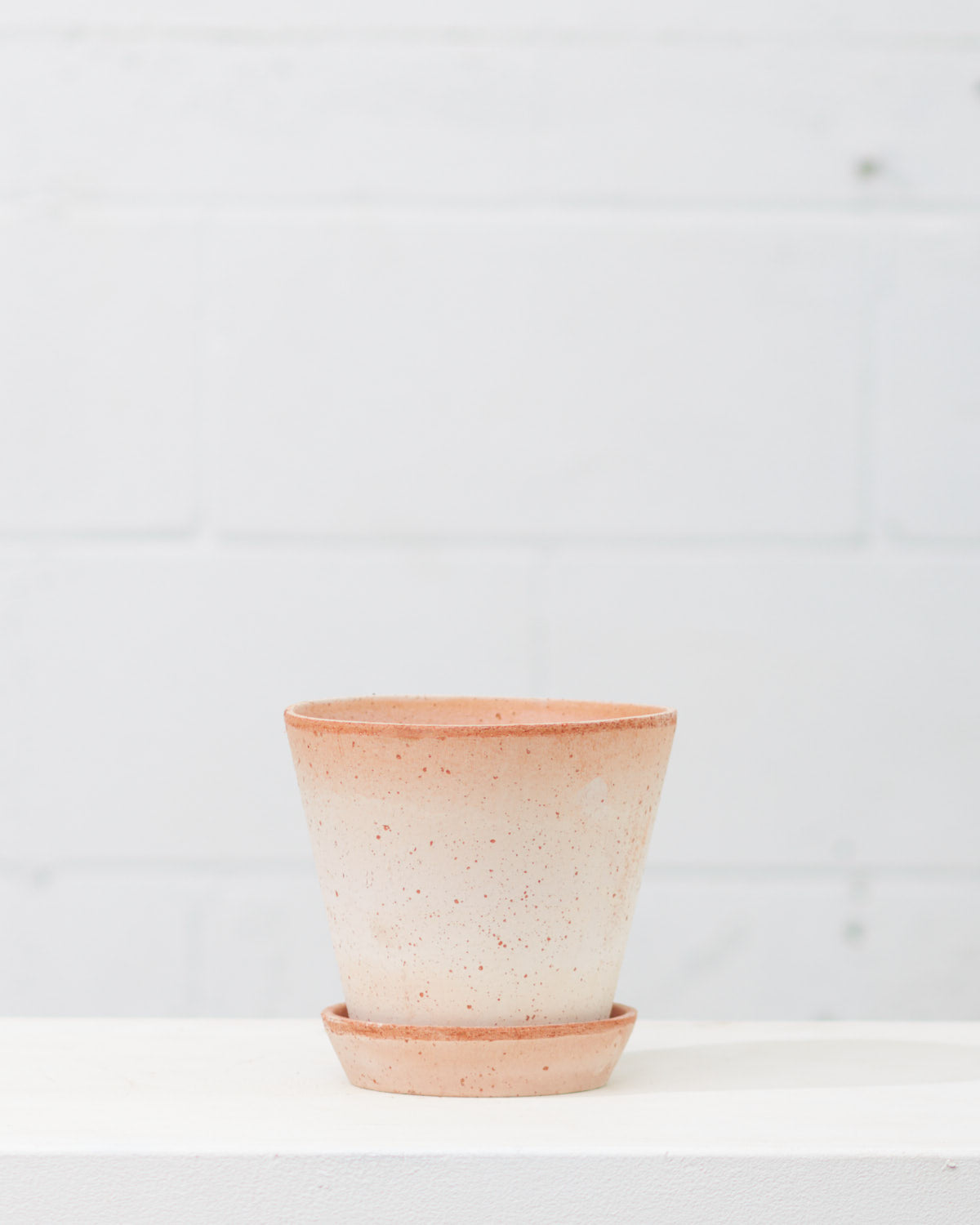 6.7 Inch BERGS POTTER 'JULIE' ANTIQUE ROSA