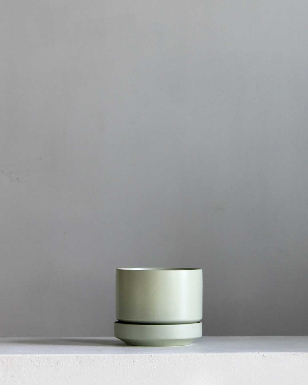 4 Inch REVIVAL CERAMICS ROUND TWO - SPECKLED MINT - Small