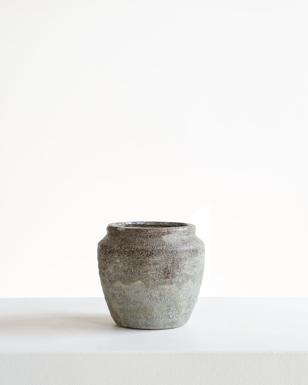 EARTHY POT Small 7.25 Inch