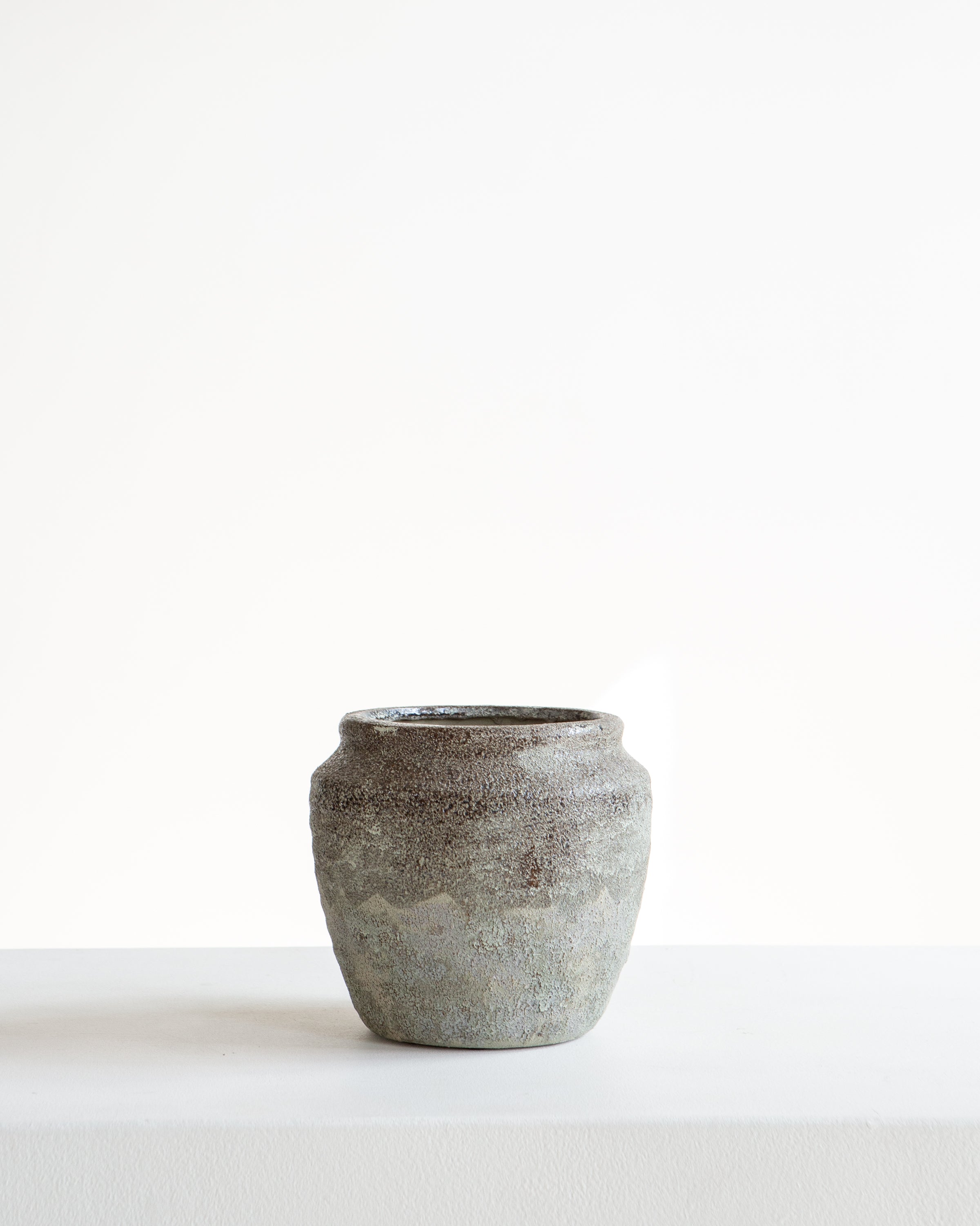 EARTHY POT Small 7.25 Inch