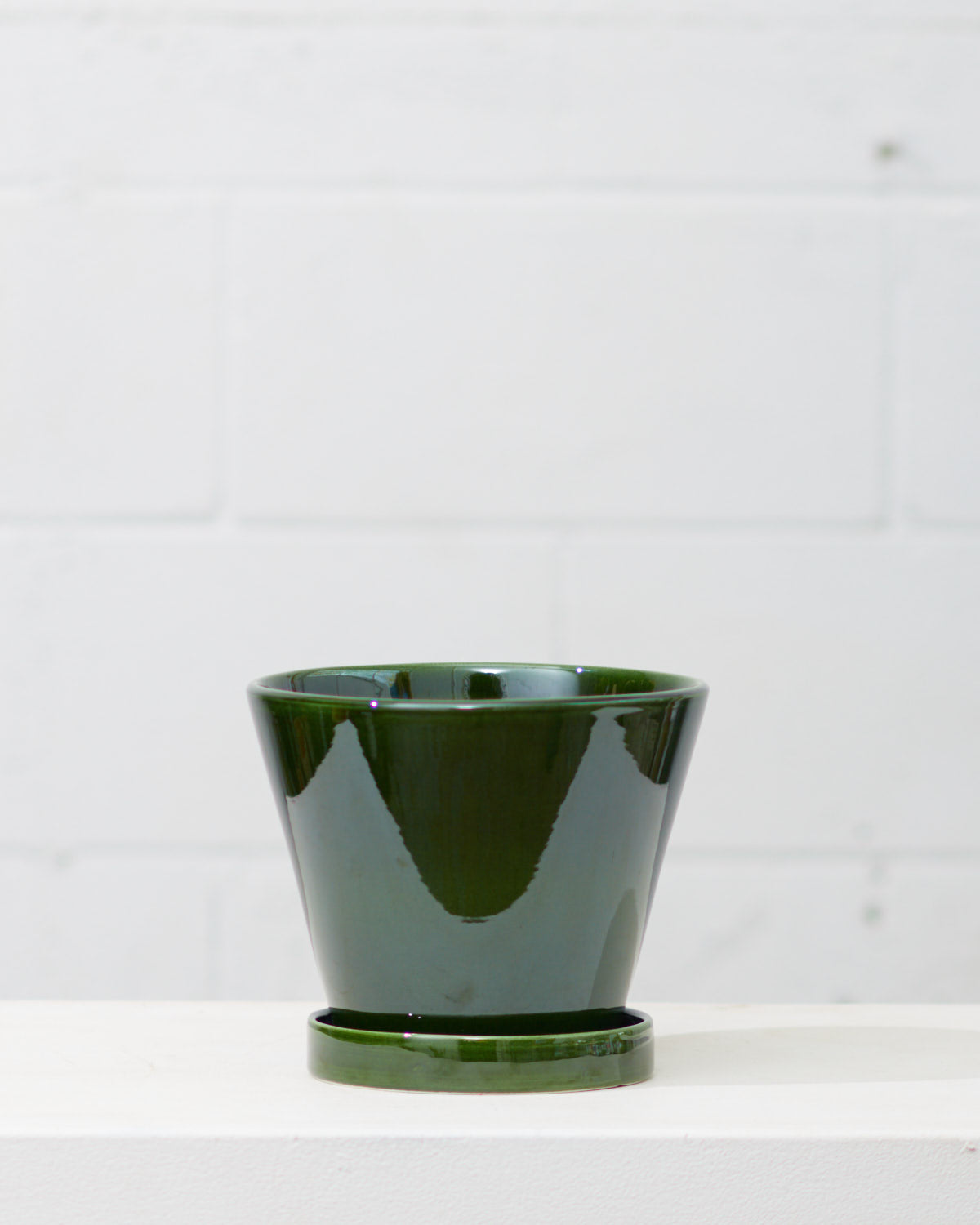 6.7 Inch BERGS POTTER 'JULIE' EMERALD GREEN