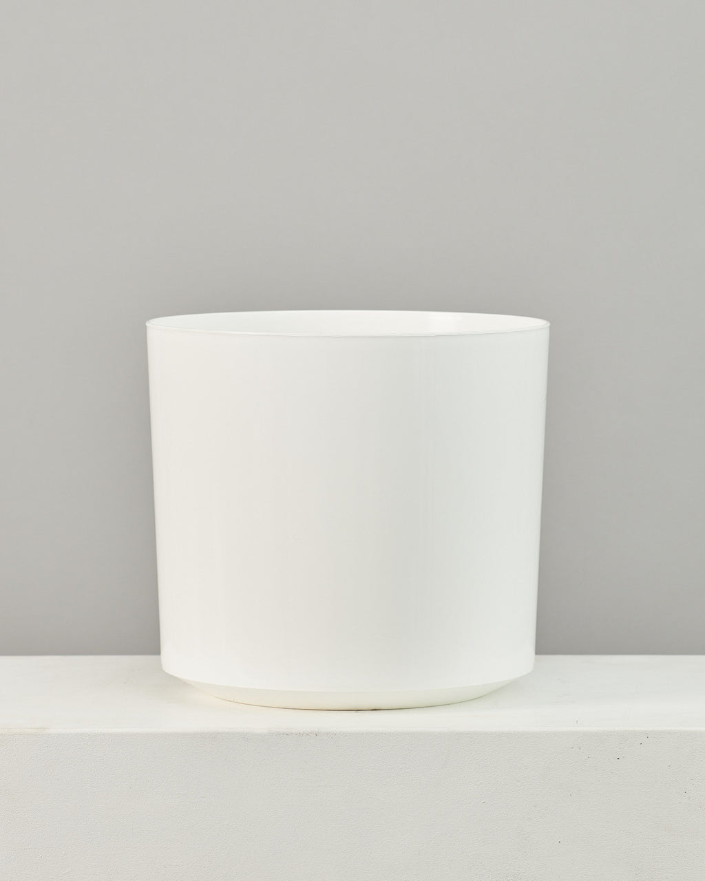 Atlas Plastic Planter in 14 inch | 12 inch Nursery Pot