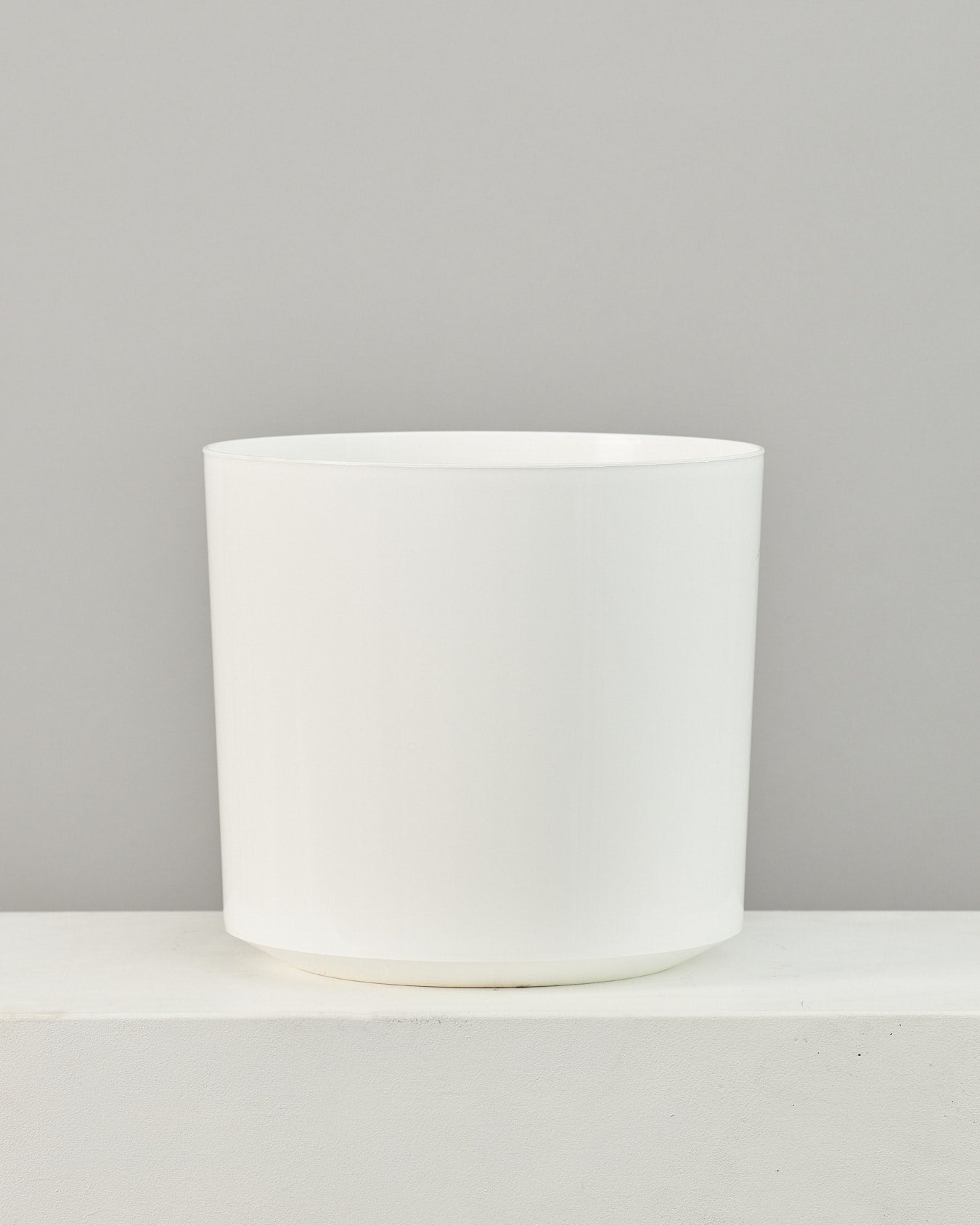 Atlas Plastic Planter in 14 inch | 12 inch Nursery Pot