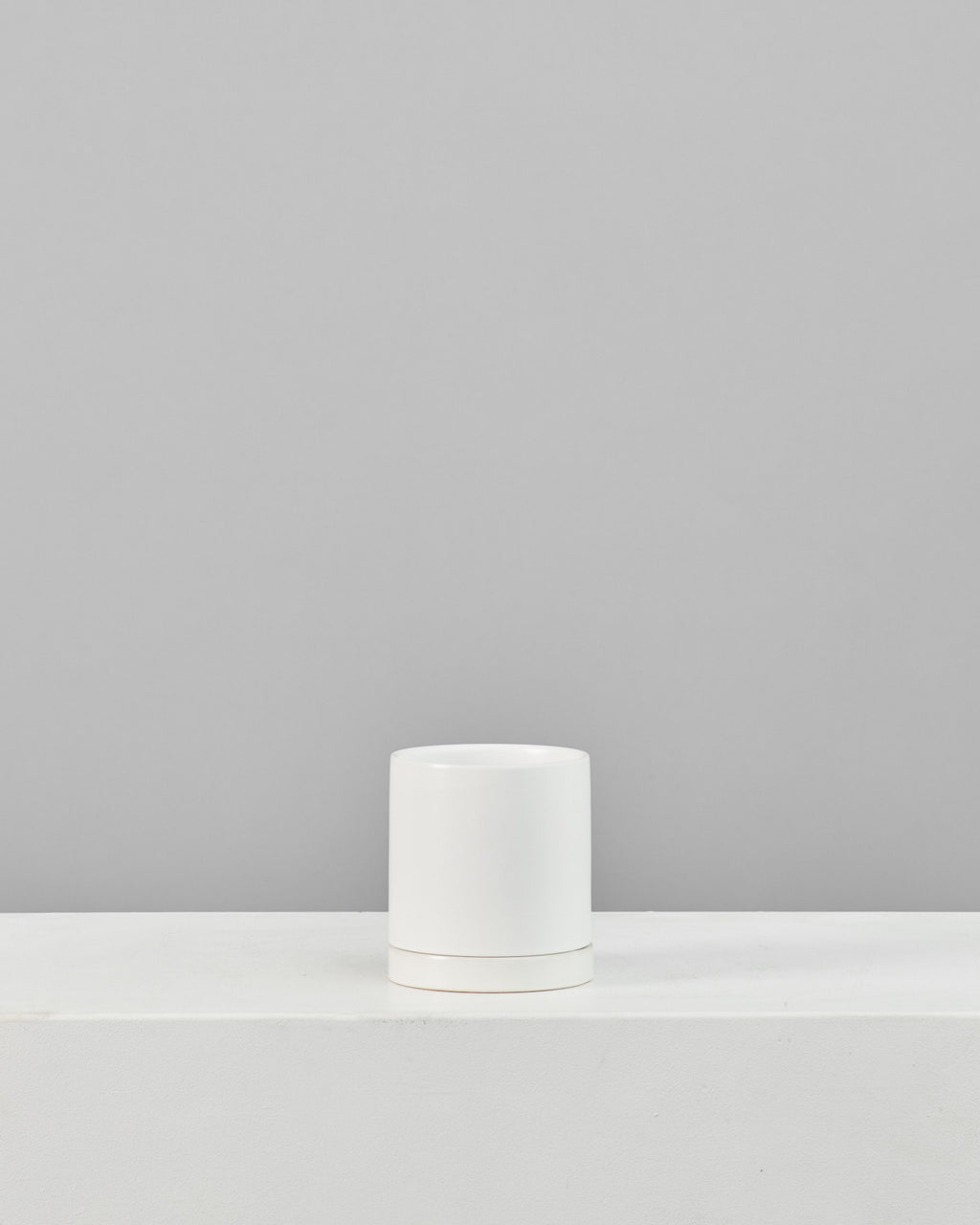 Romey Ceramic Pot with Drainage and Tray | 5 inch Diameter