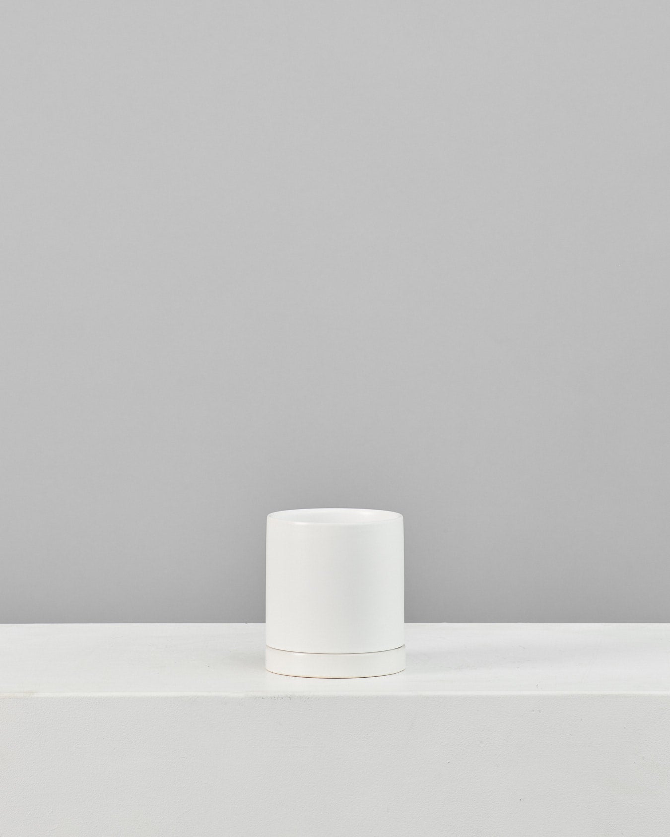 Romey Ceramic Pot with Drainage and Tray | 5 inch Diameter