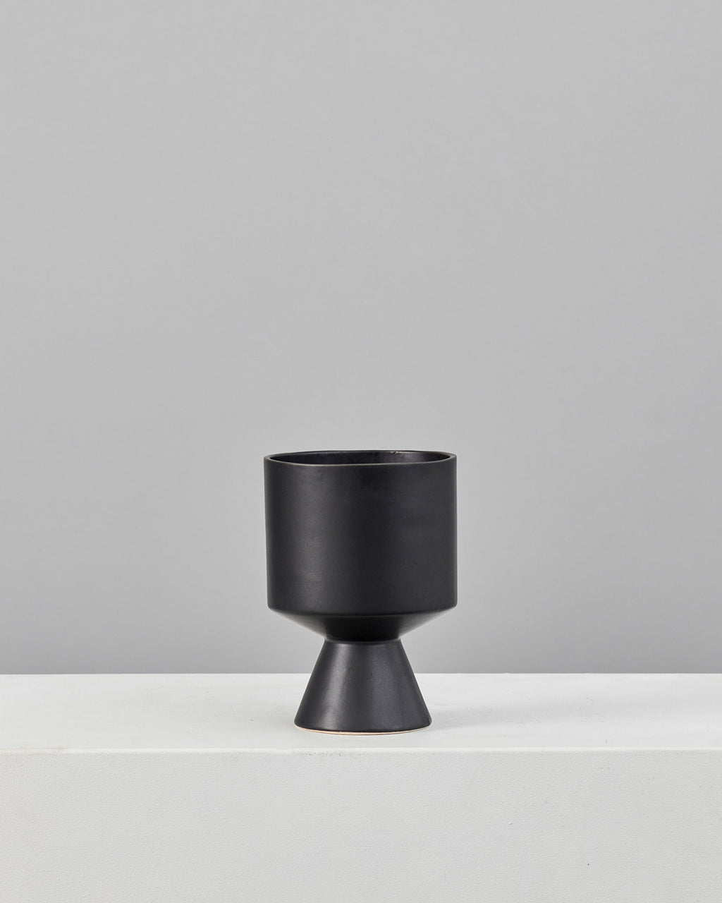 De Vil Planter | 6 inch Nursery Pot