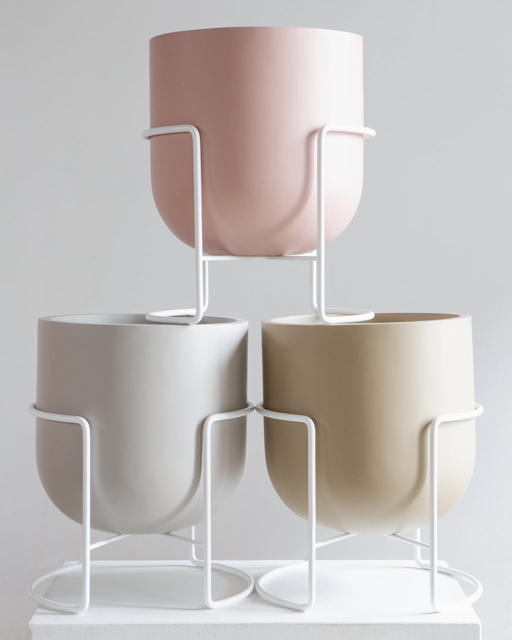 Rotunda Pink Planter | 12 inch Nursery Pot