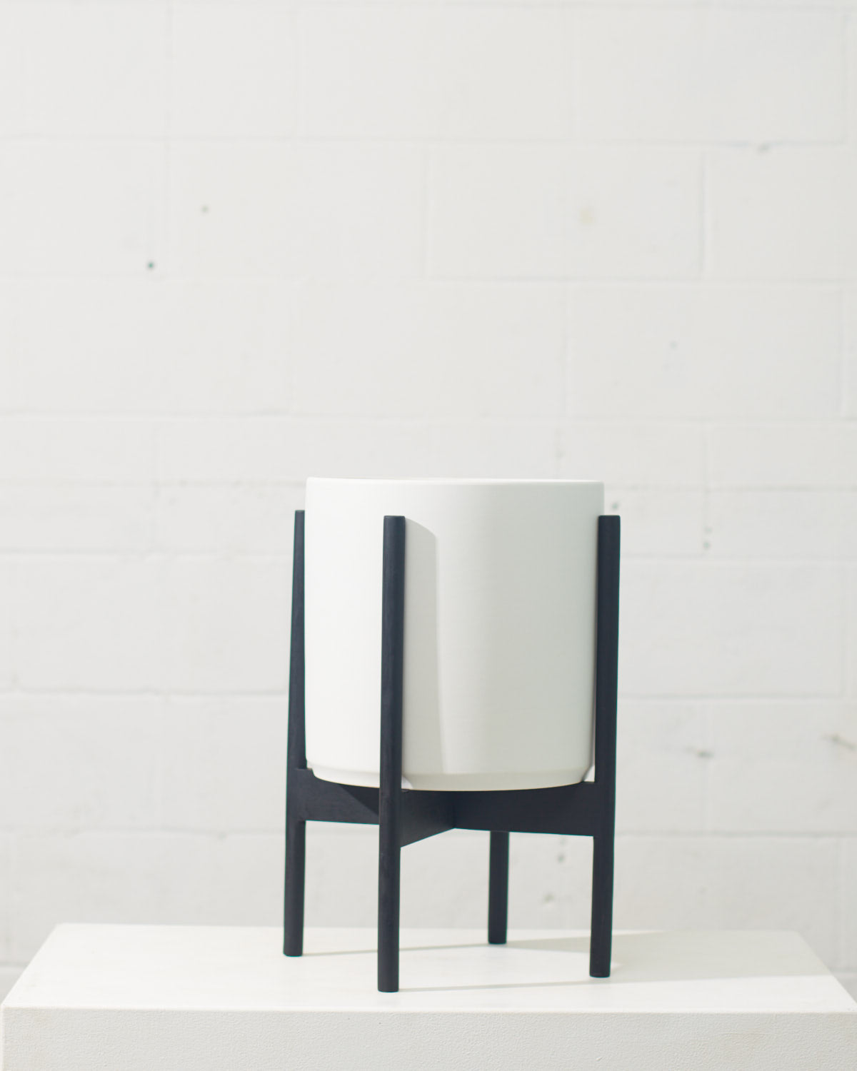 10 Inch REVIVAL CERAMICS WHITE CYLINDER WITH BLACK STAND - Medium