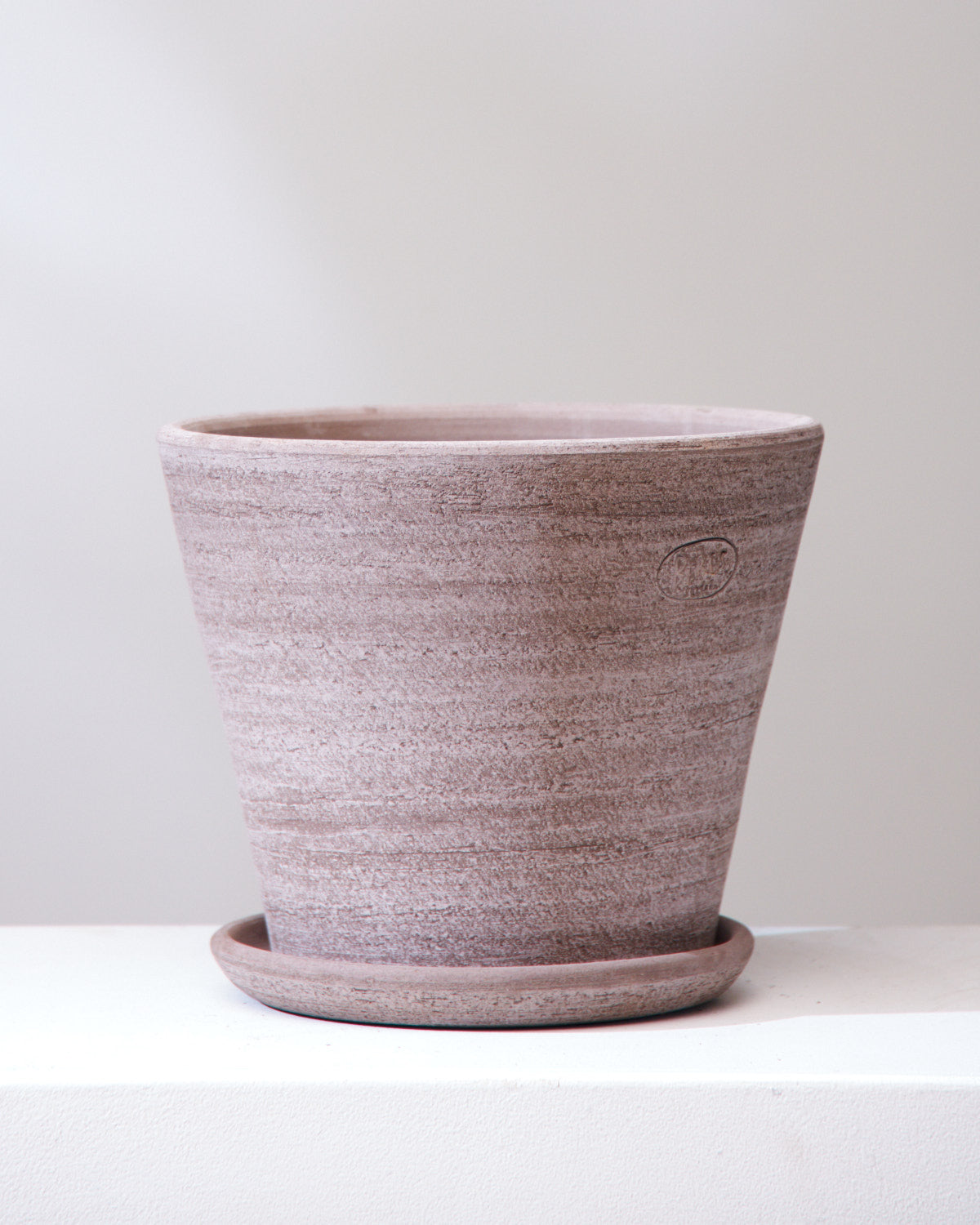 11.8 Inch BERGS POTTER 'JULIE' GREY