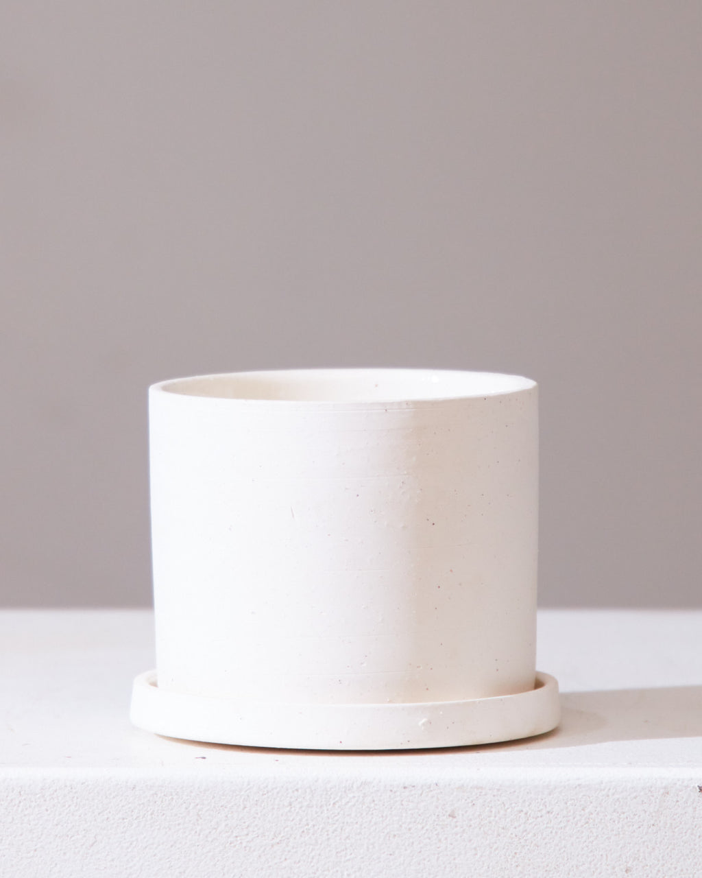 Easton Planter with Drainage and Tray | 5 inch Diameter