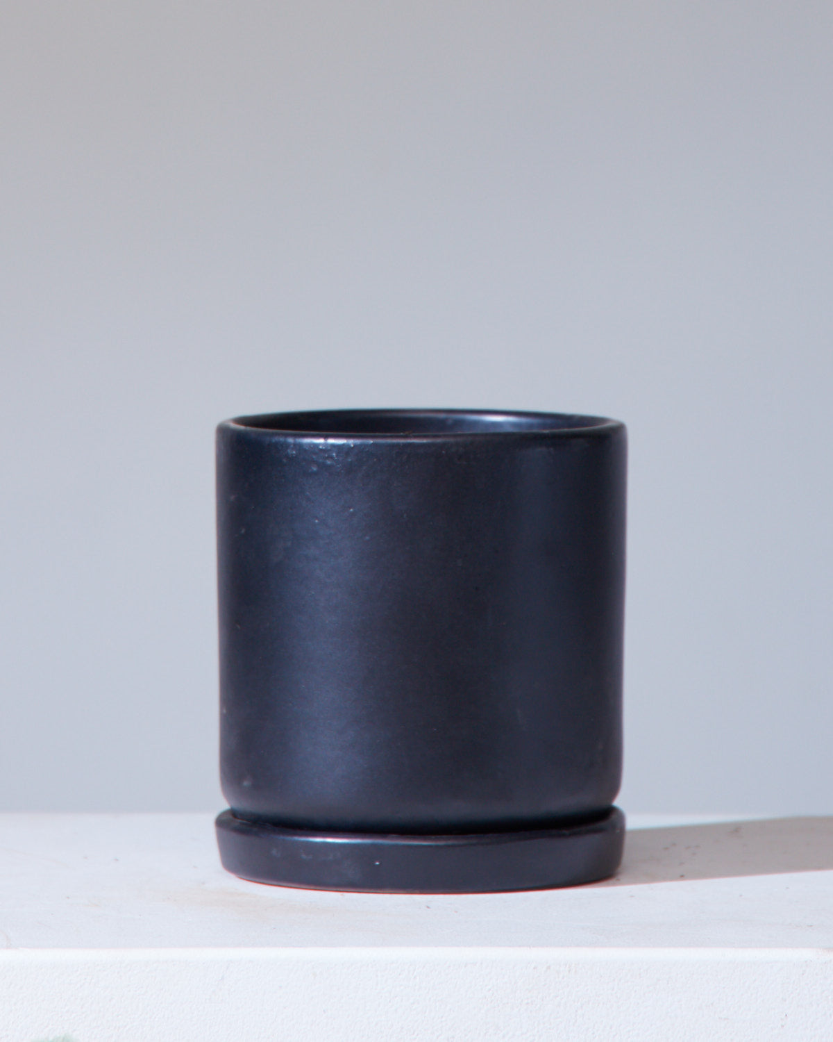 CALIFORNIA PLANTER COLLECTION: MATTE BLACK TWO PIECE CERAMIC Small 6 Inch